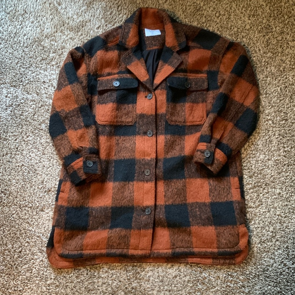 Old Navy lined plaid brown and black Shacket